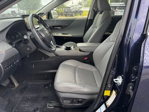 Used 2021 Toyota Venza Limited AWD/4WD image 18