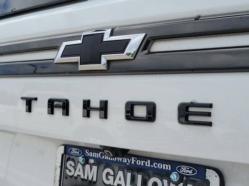 Used 2022 Chevrolet Tahoe RST w/ Luxury Package RWD image 11