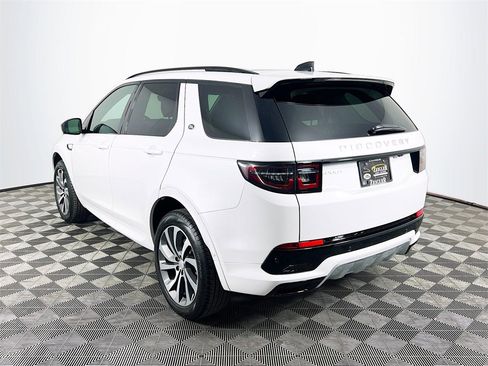 Used 2024 Land Rover Discovery Sport S image 7
