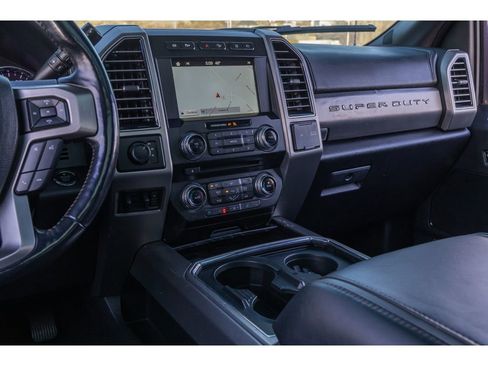 Used 2018 Ford F450 Platinum w/ Platinum Ultimate Package image 24