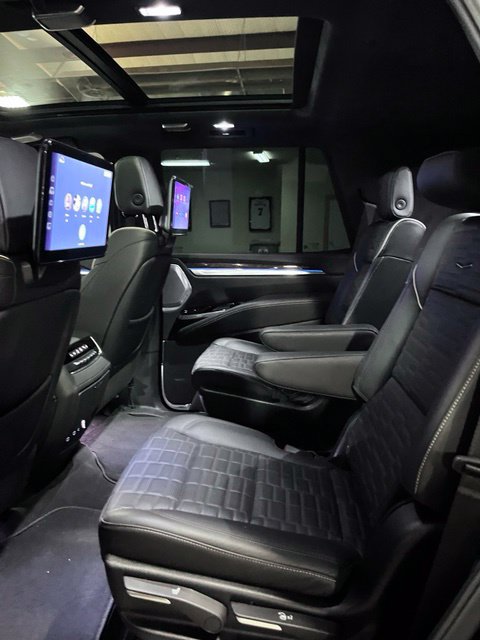 Used 2025 Cadillac Escalade Sport Platinum AWD/4WD image 15