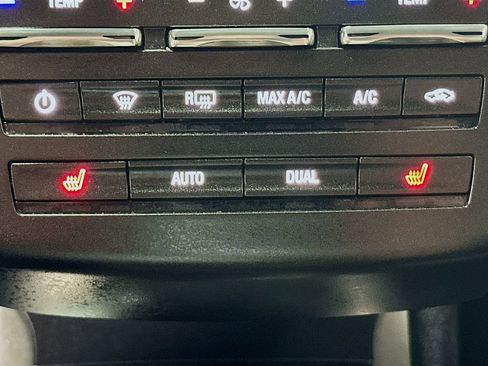 Used 2017 Lincoln MKC Select w/ Select Plus Package FWD image 22