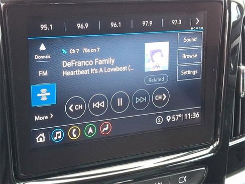 Used 2021 Chevrolet Traverse RS image 14