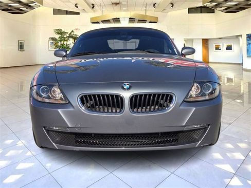 Used 2008 BMW Z4 3.0i image 2