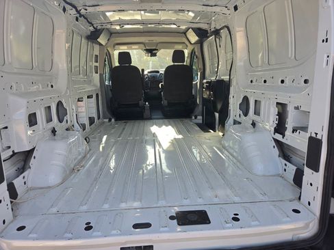 Used 2019 Ford Transit 250 130 Low Roof RWD image 6