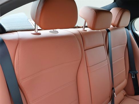 Used 2025 Mercedes-Benz C 300 4MATIC Sedan image 27