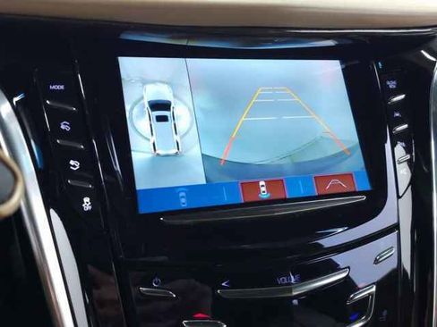 Used 2018 Cadillac Escalade ESV Platinum image 31