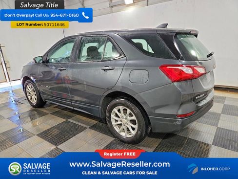 Used 2021 Chevrolet Equinox LS FWD image 3