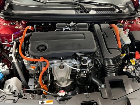 Certified 2025 Honda Accord Sport image 13