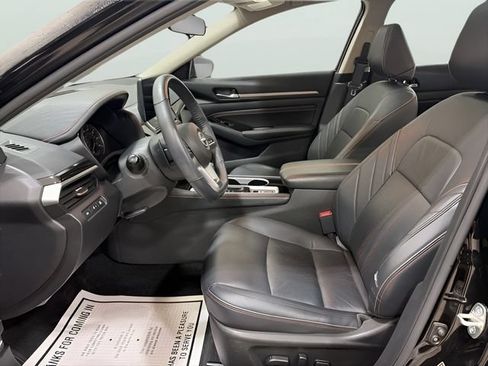 Used 2023 Nissan Altima 2.5 SR w/ SR Premium Package AWD/4WD image 11