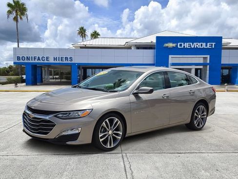 Used 2024 Chevrolet Malibu LT FWD image 2