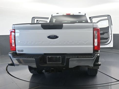 Used 2025 Ford F250 XLT image 78