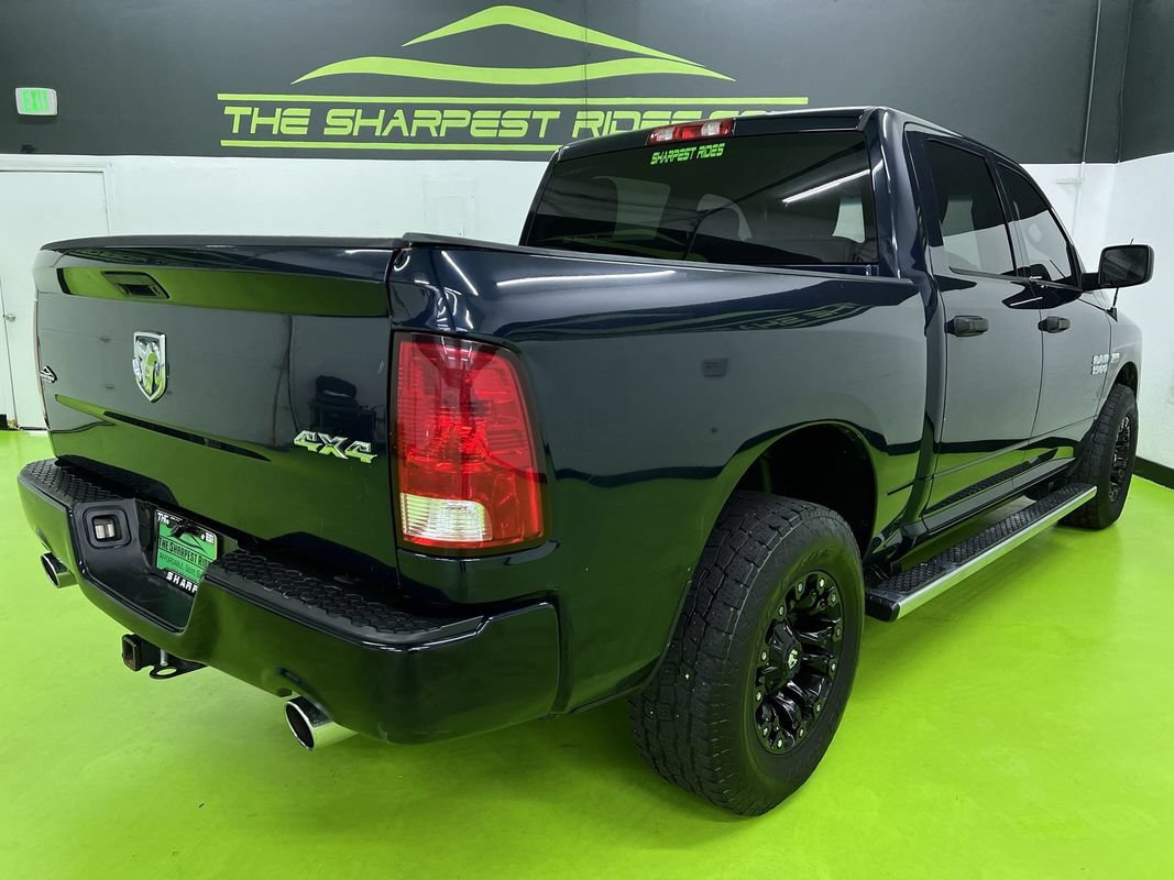 Used 2017 RAM 1500 Express w/ Express Value Package AWD/4WD image 10