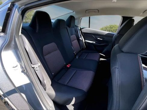 New 2027 Nissan Sentra SR w/ Floor Mat Package FWD image 10