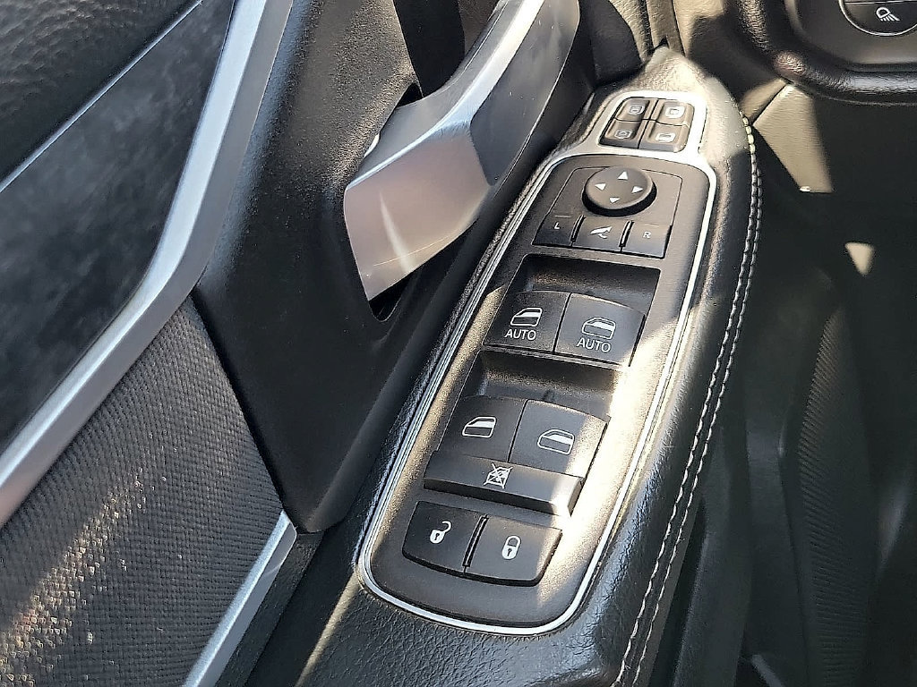 Used 2024 RAM 2500 Big Horn AWD/4WD image 13