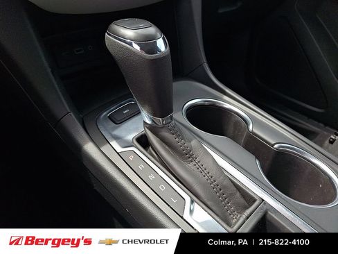 Used 2021 Chevrolet Equinox LS w/ LS Convenience Package AWD/4WD image 18