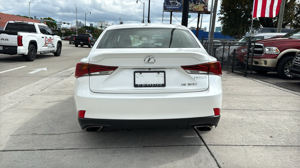 Used 2018 Lexus IS 300 w/ Accessory Package 2 RWD image 12