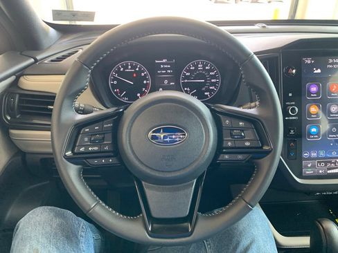 Used 2026 Subaru Forester Premium AWD/4WD image 4