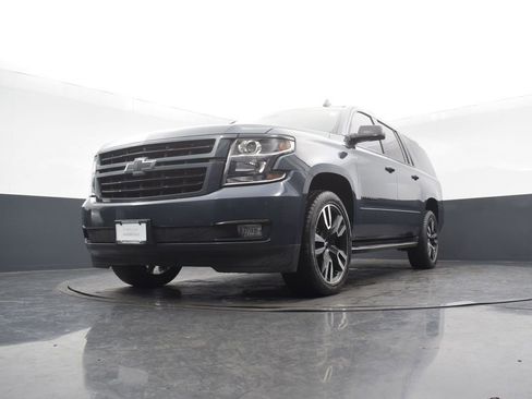 Used 2020 Chevrolet Suburban Premier w/ RST 6.2L Performance Edition image 47
