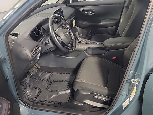Certified 2026 Honda HR-V Sport image 17