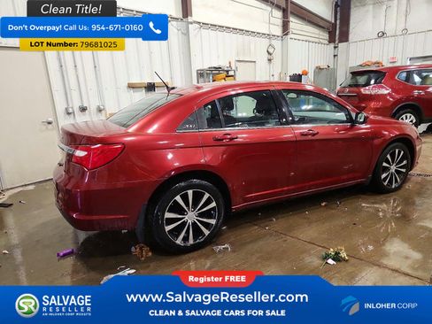 Used 2014 Chrysler 200 Limited w/ 200 S V6 Premium Group image 4