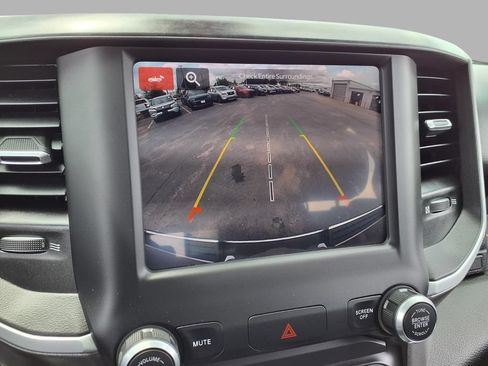 Used 2022 RAM 1500 Big Horn AWD/4WD image 6