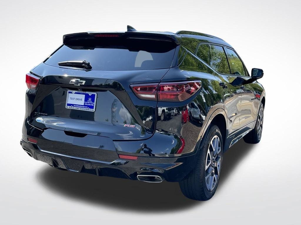 Used 2025 Chevrolet Blazer RS FWD image 6