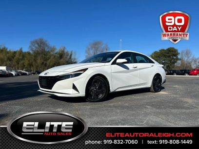 Used 2023 Hyundai Elantra SEL