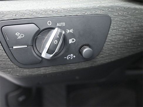 Used 2023 Audi A4 2.0T Premium Plus image 20