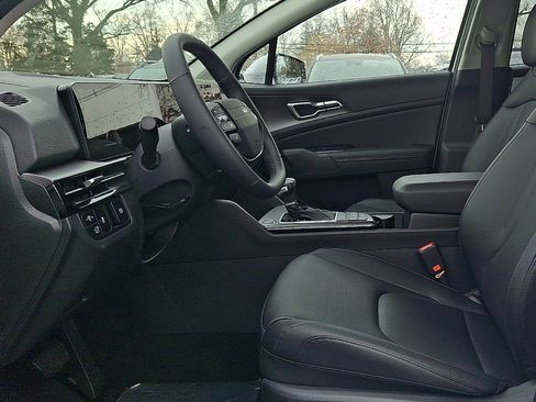 New 2026 Kia Sportage EX FWD image 9