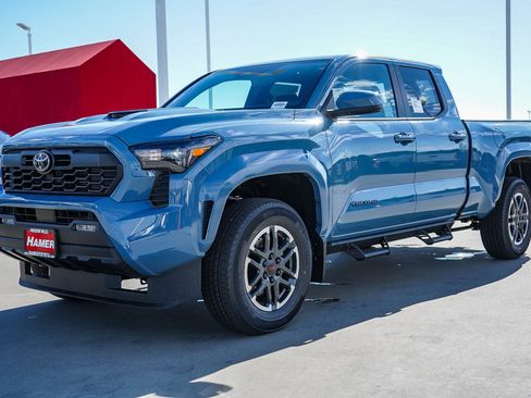 New 2026 Toyota Tacoma TRD Sport image 3