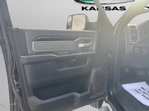 Used 2022 RAM 2500 Big Horn image 18