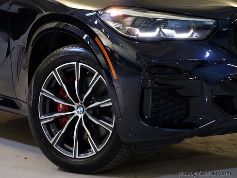 Used 2023 BMW X5 xDrive40i w/ M Sport Package AWD/4WD image 3