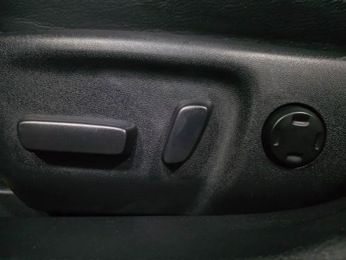 Used 2018 Toyota Avalon XLE Premium image 29