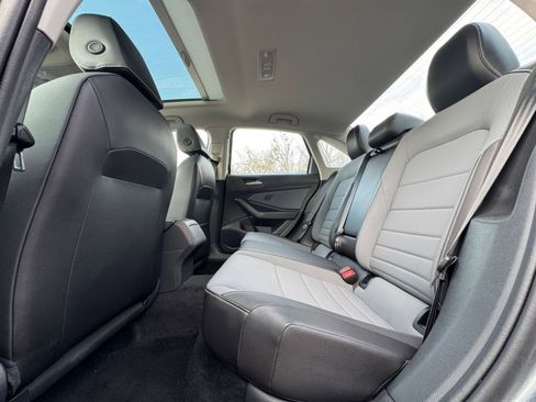 Used 2025 Volkswagen Jetta SE image 22