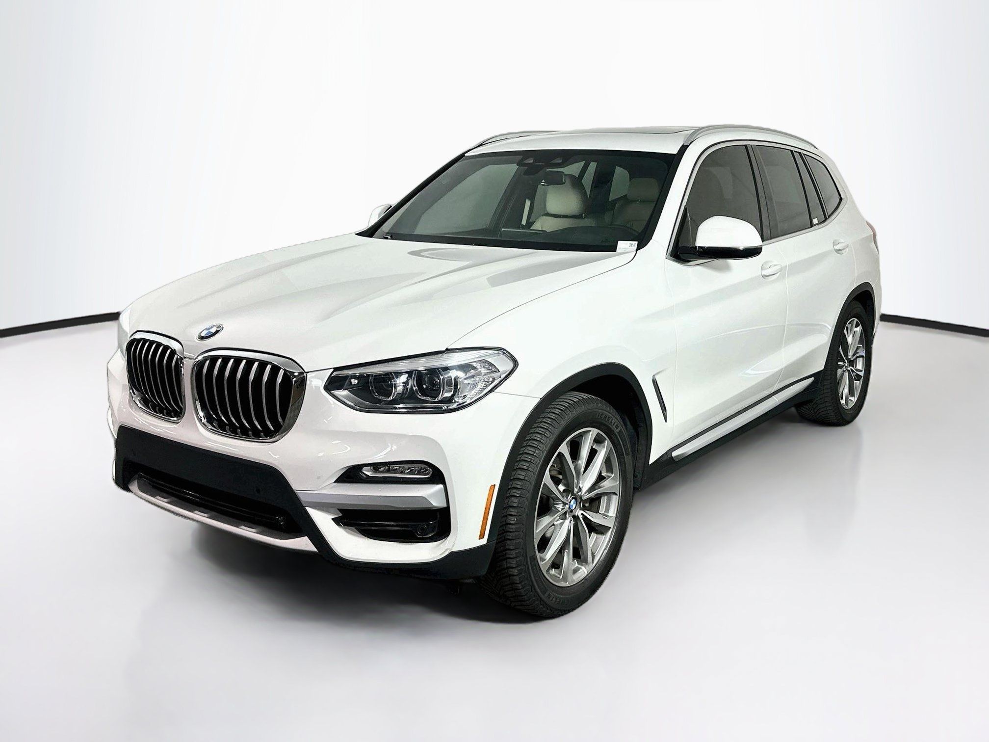 Used 2019 BMW X3 sDrive30i w/ Premium Package RWD image 3