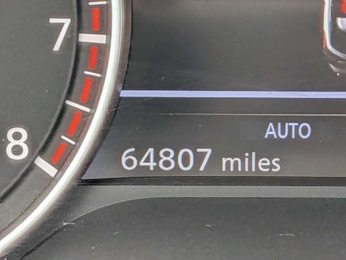 Used 2024 Nissan Pathfinder SV AWD/4WD image 36