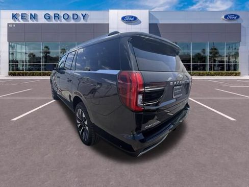 Used 2025 Ford Expedition Max Platinum w/ Driver's Package AWD/4WD image 4