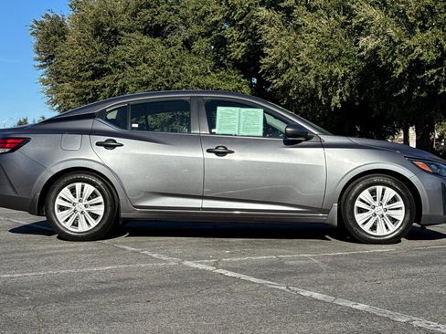 Used 2025 Nissan Sentra S image 3