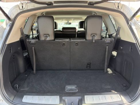 Used 2017 INFINITI QX60 Luxe AWD/4WD image 9