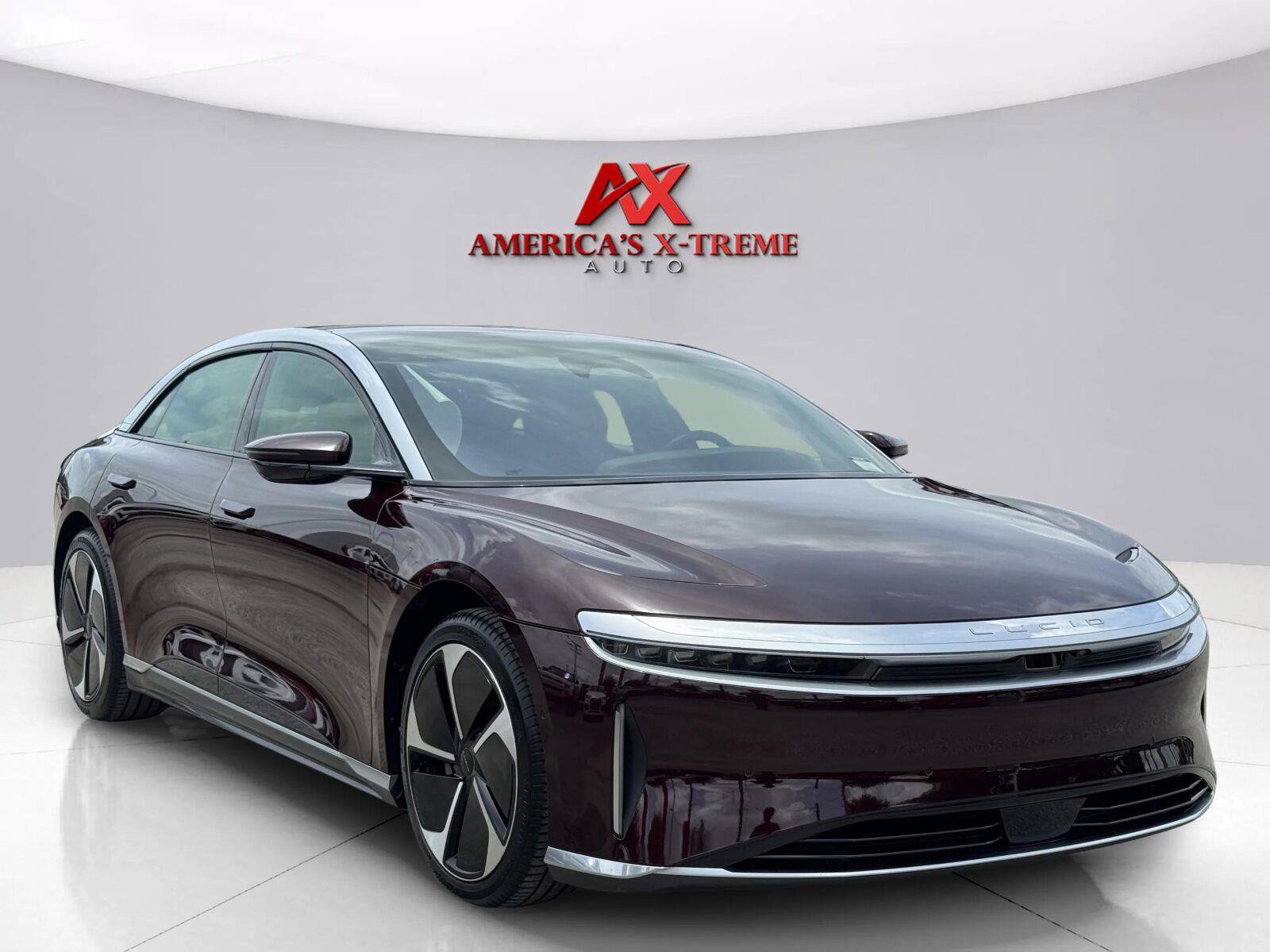 Used 2025 Lucid Air Touring AWD/4WD image 8