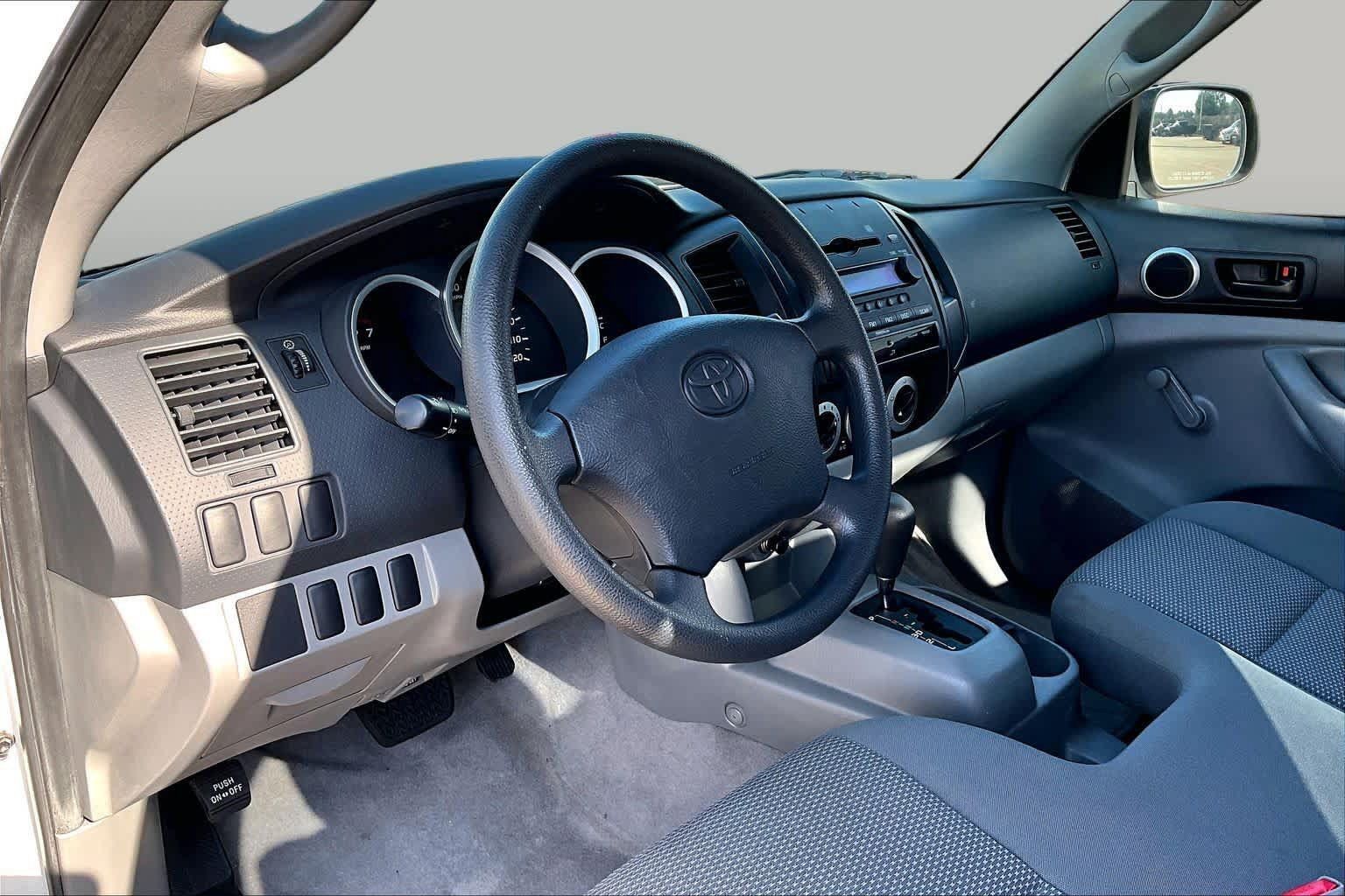 Used 2007 Toyota Tacoma 2WD Regular Cab w/ Enhancement Pkg image 17