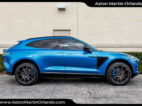 Used 2021 Aston Martin DBX image 17