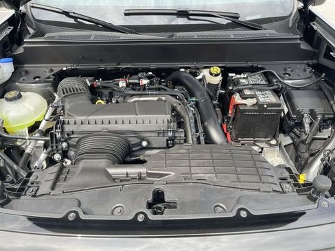 New 2026 Ford Maverick Lobo AWD/4WD image 11