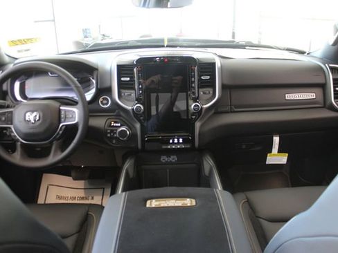 New 2026 RAM 1500 Big Horn AWD/4WD image 14