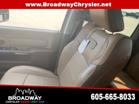 Used 2023 RAM 3500 Limited AWD/4WD image 14