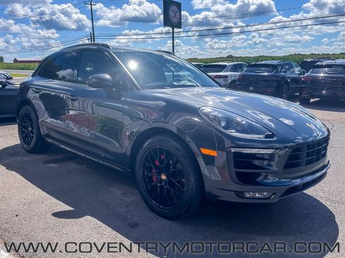 Used 2018 Porsche Macan GTS AWD/4WD image 4