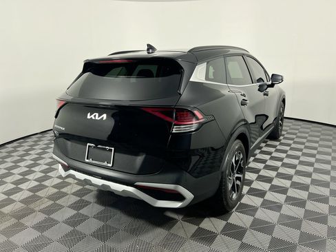 Certified 2024 Kia Sportage EX FWD image 3