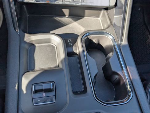 Certified 2024 GMC Sierra 2500 AT4 w/ AT4 Preferred Package image 23