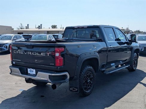 Used 2020 Chevrolet Silverado 3500 LTZ w/ LTZ Premium Package image 5
